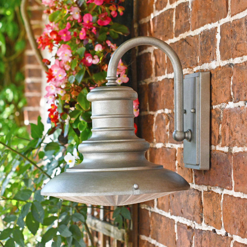 Side profile of the 'Holker' wall lantern