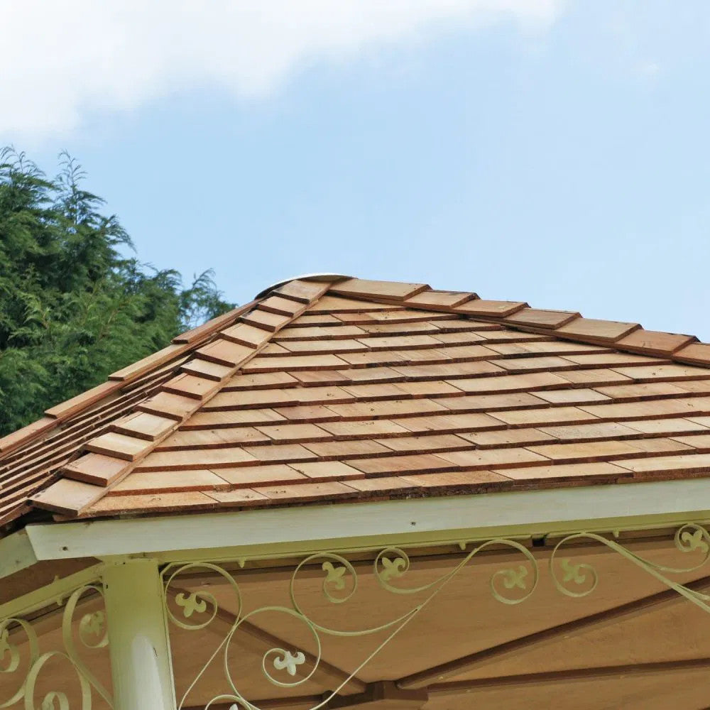 Close up of the tiled roof 