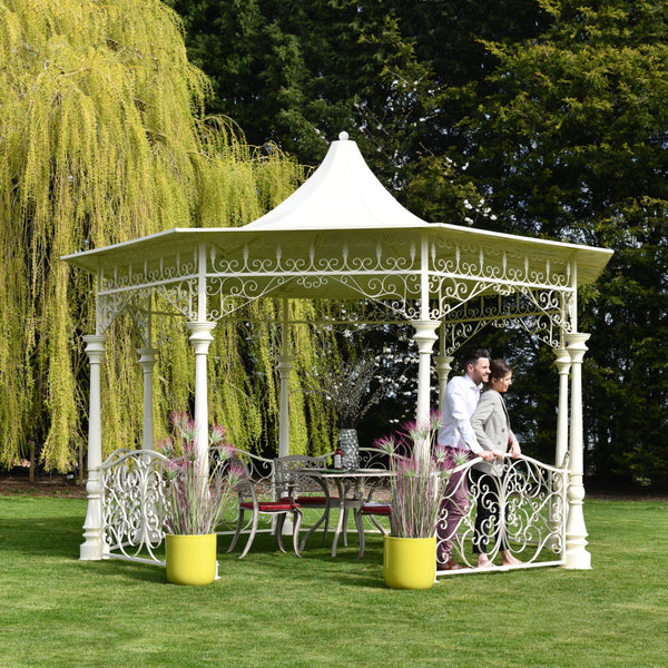 'Sandleford' Low Roof Cream Bandstand - 4.4m