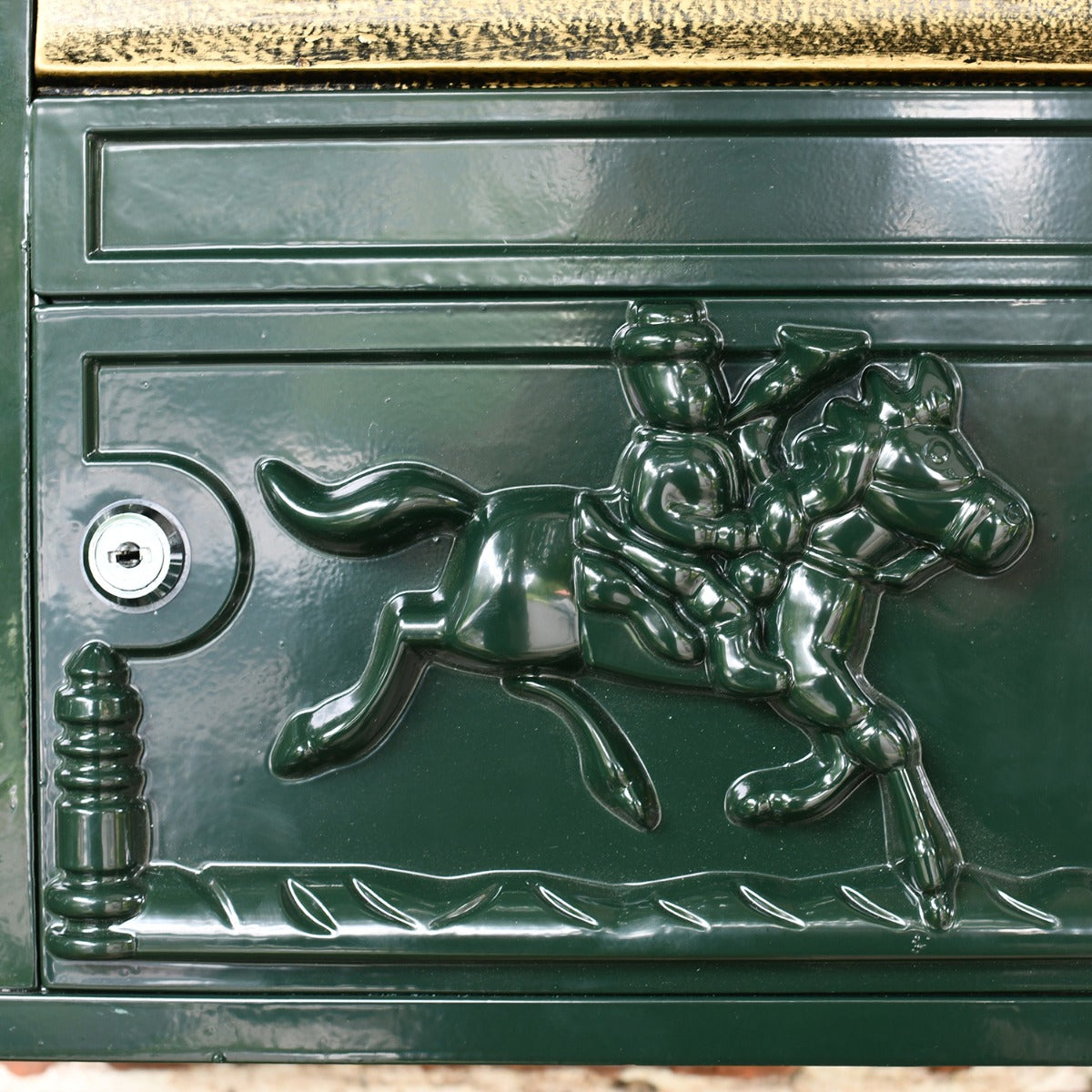 Close-up of the Design on the Front of the "Huntley" Dark Green Wall Mounted Post Box