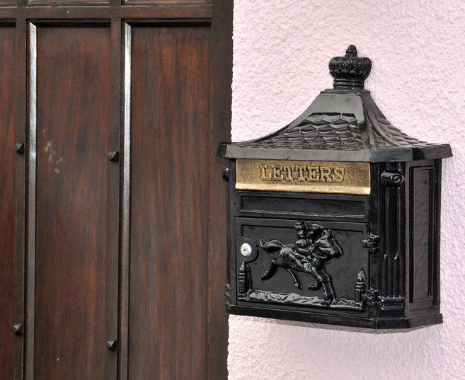 The Huntley Wall Mounted Post Box