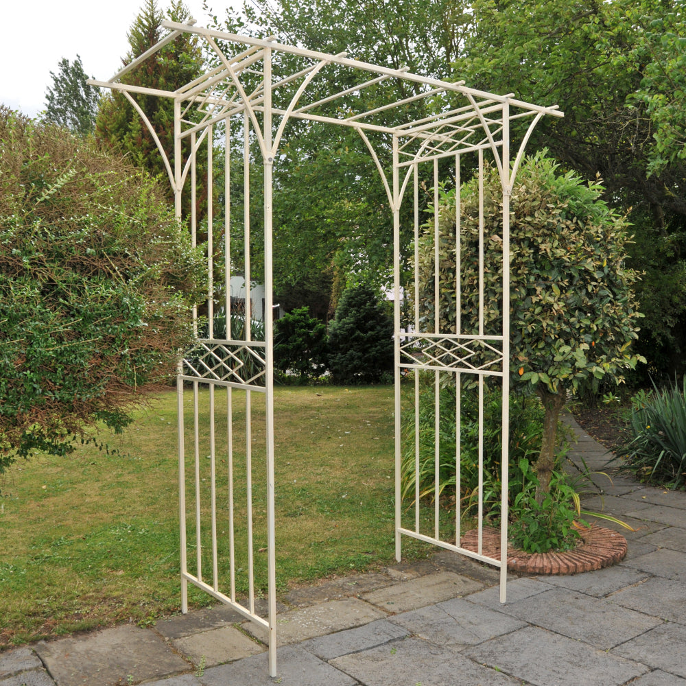 Side profile of the contemporary rose arch 
