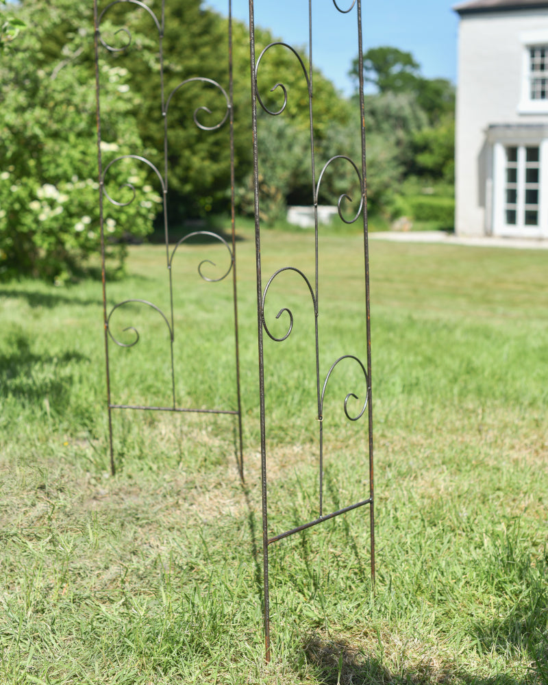 Magnified view of the gazebo base
