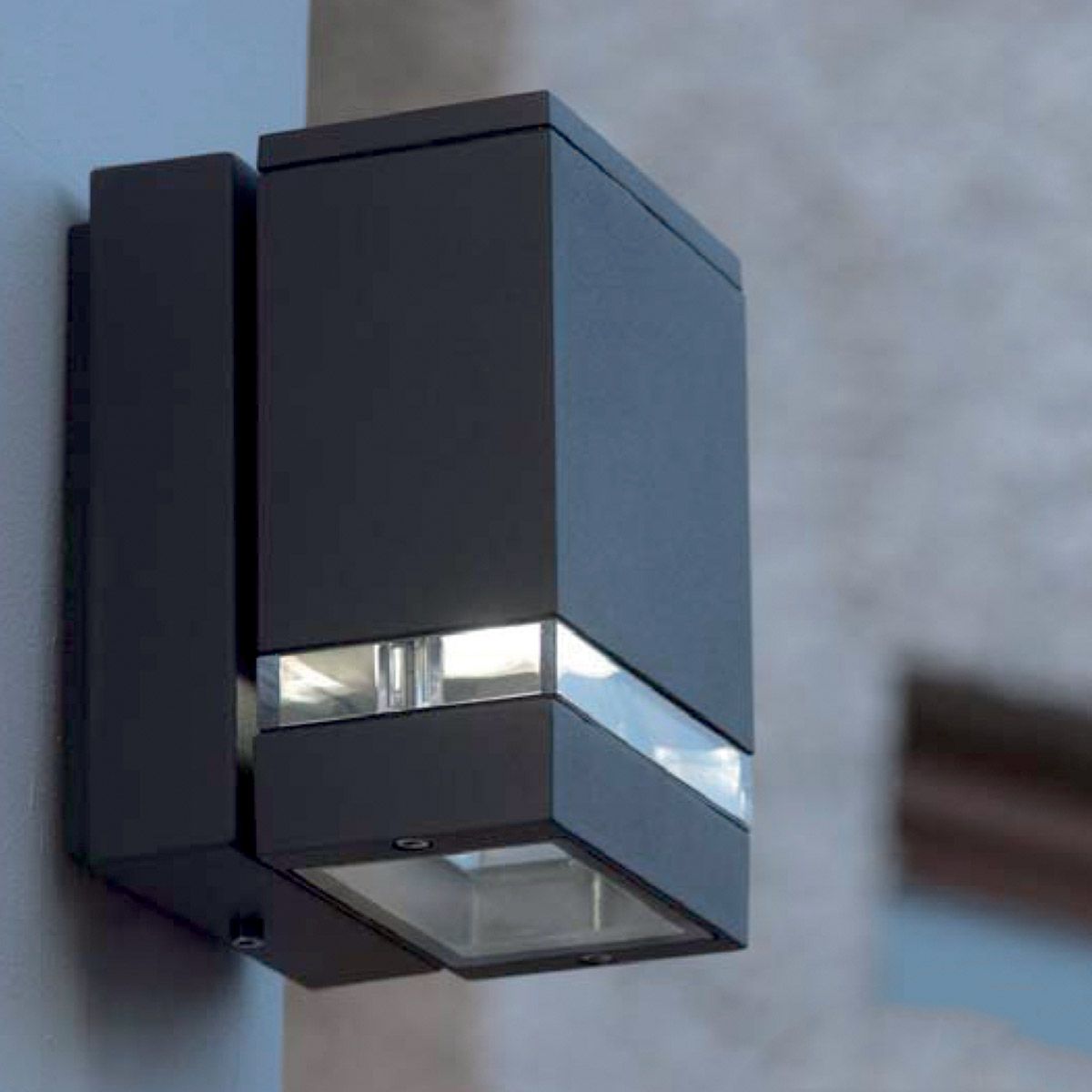 tower down wall light in situ