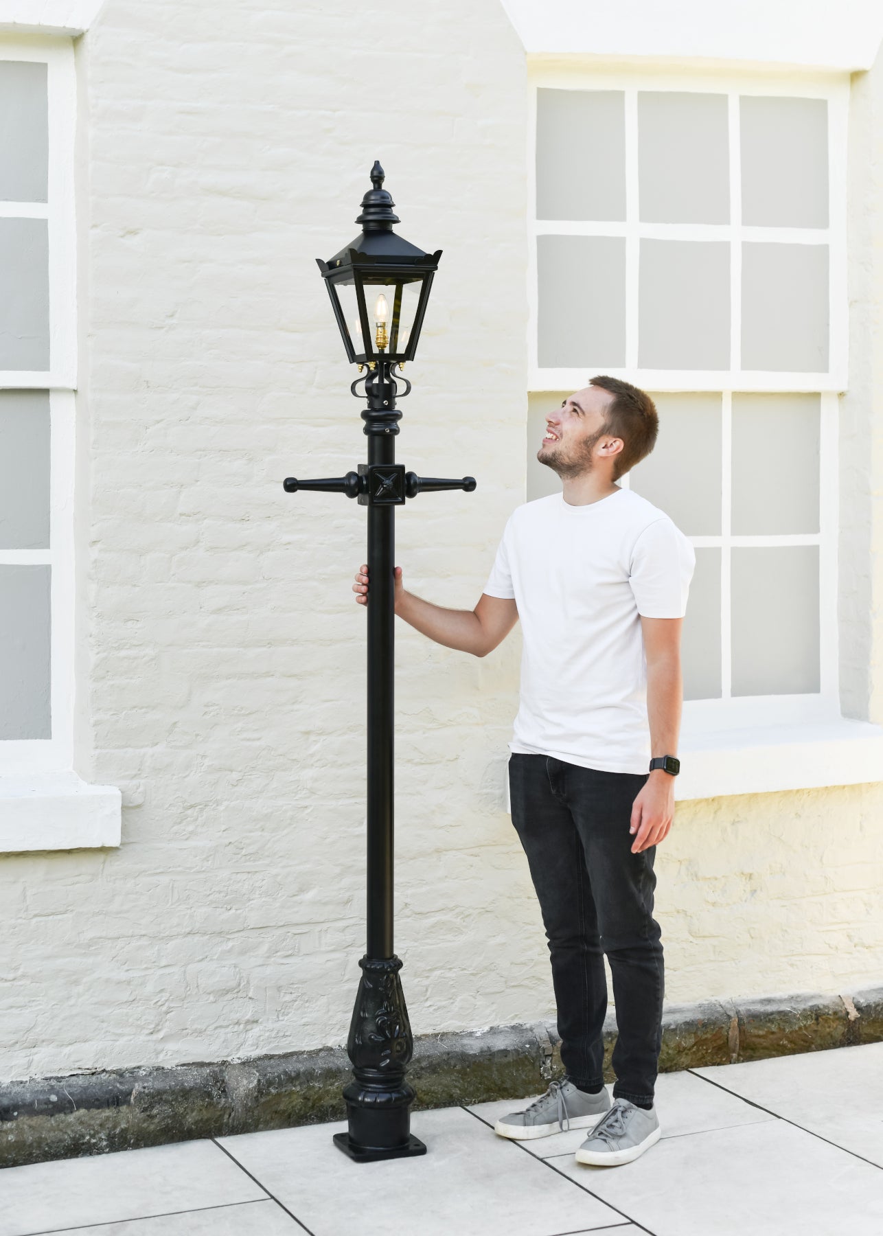 Kensington Lamp Post 2.25m Scale Shot