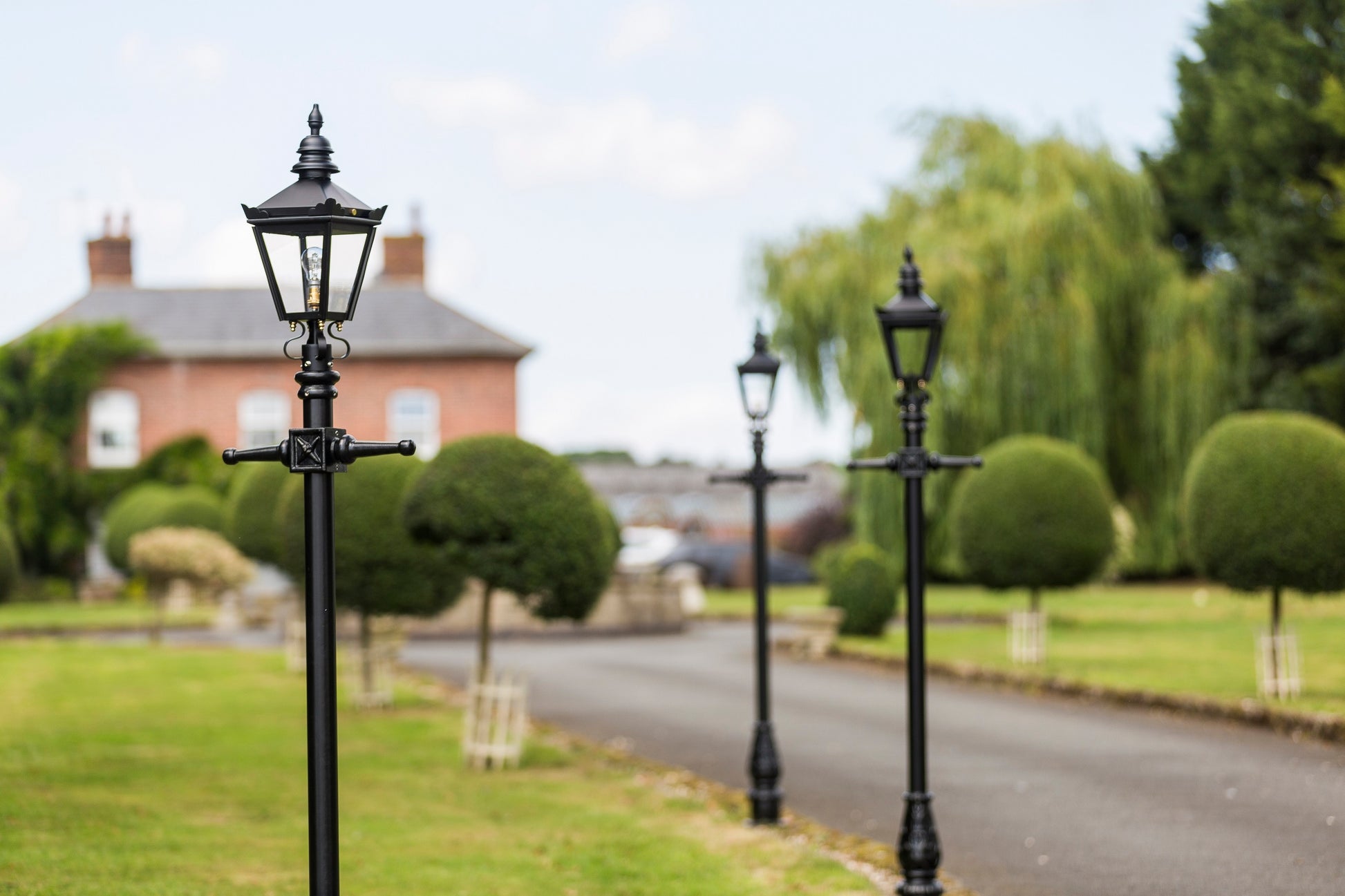 Kensington Lamp Post Set at 7ft 5inch Tall