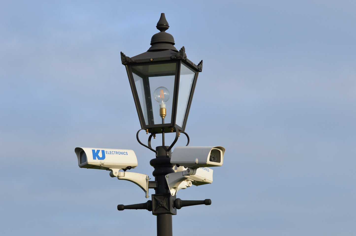 Lamp Post Bullet Camera Pole 3.25