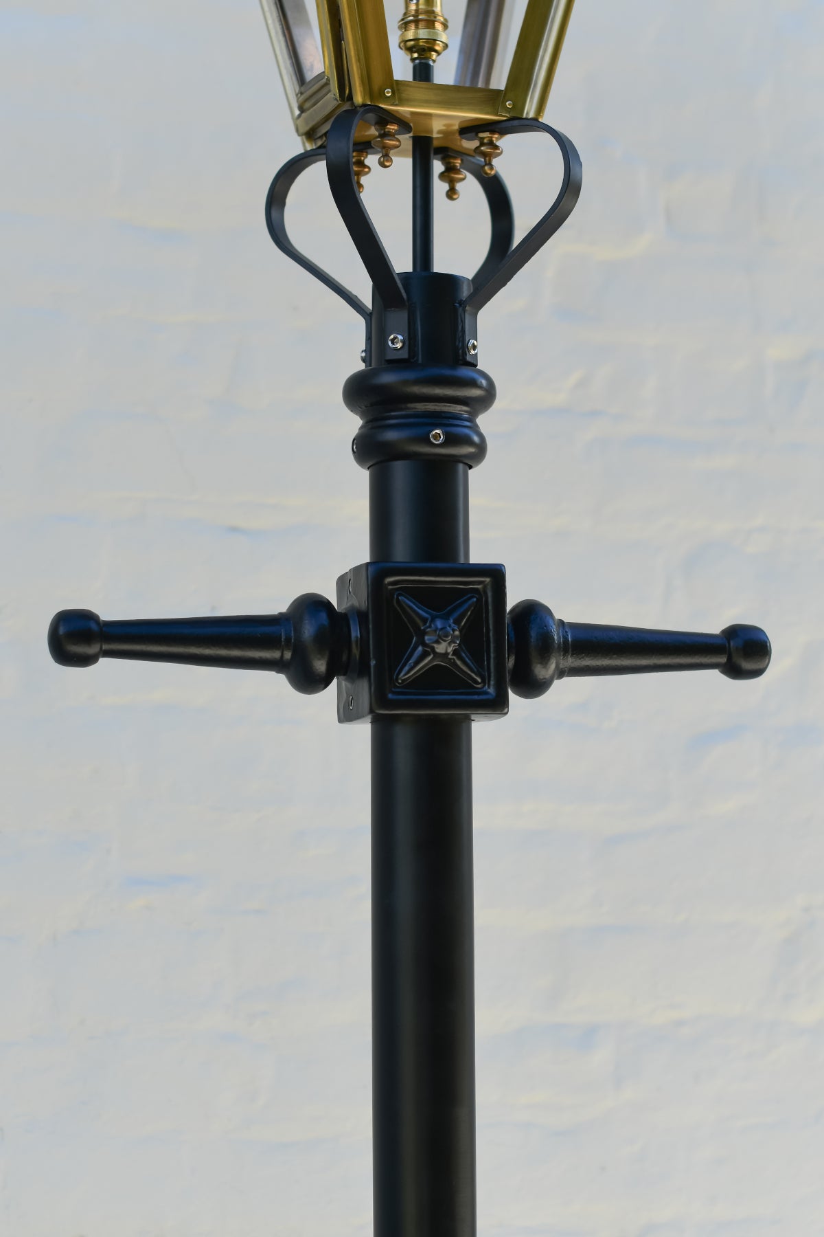 Lamp Post ladder bars block
