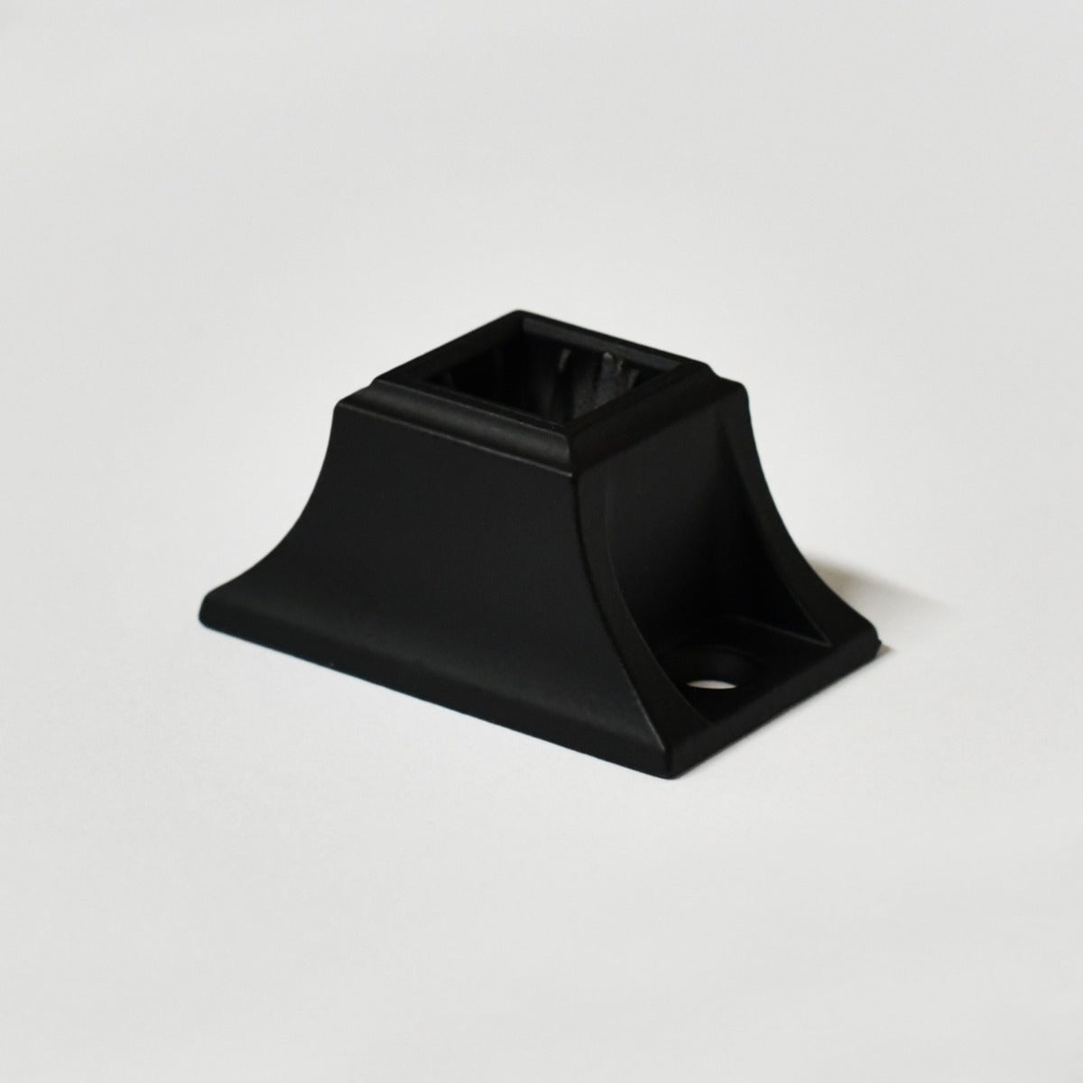 Metal Landing Bracket for Stair Spindle in Situ