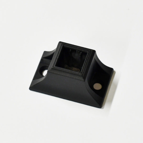 Individual Landing Bracket for Metal Stair Spindles