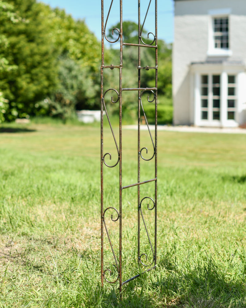 Magnified view or the rose arch base