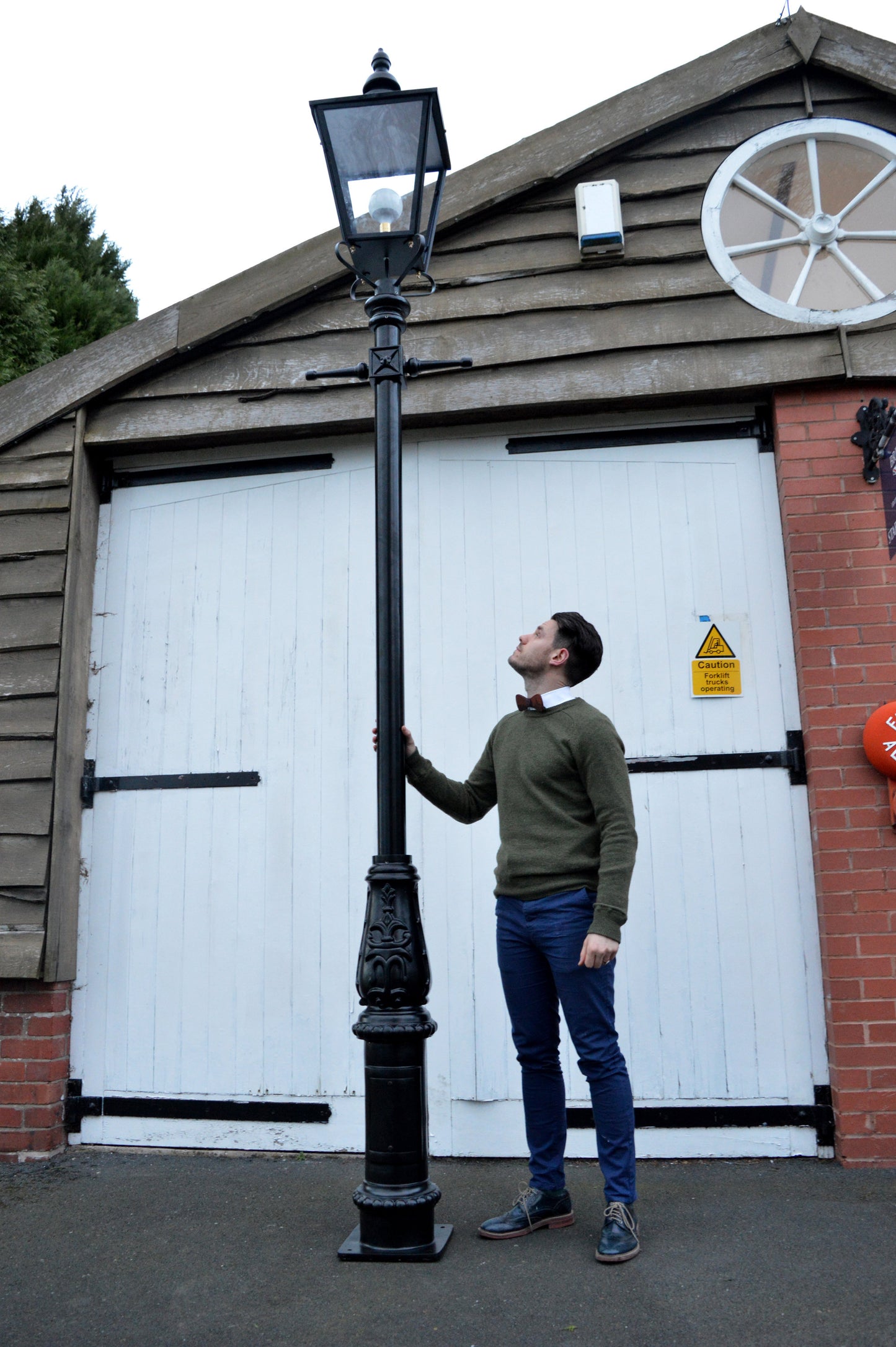 Large Cambridge Lamp Post Set 