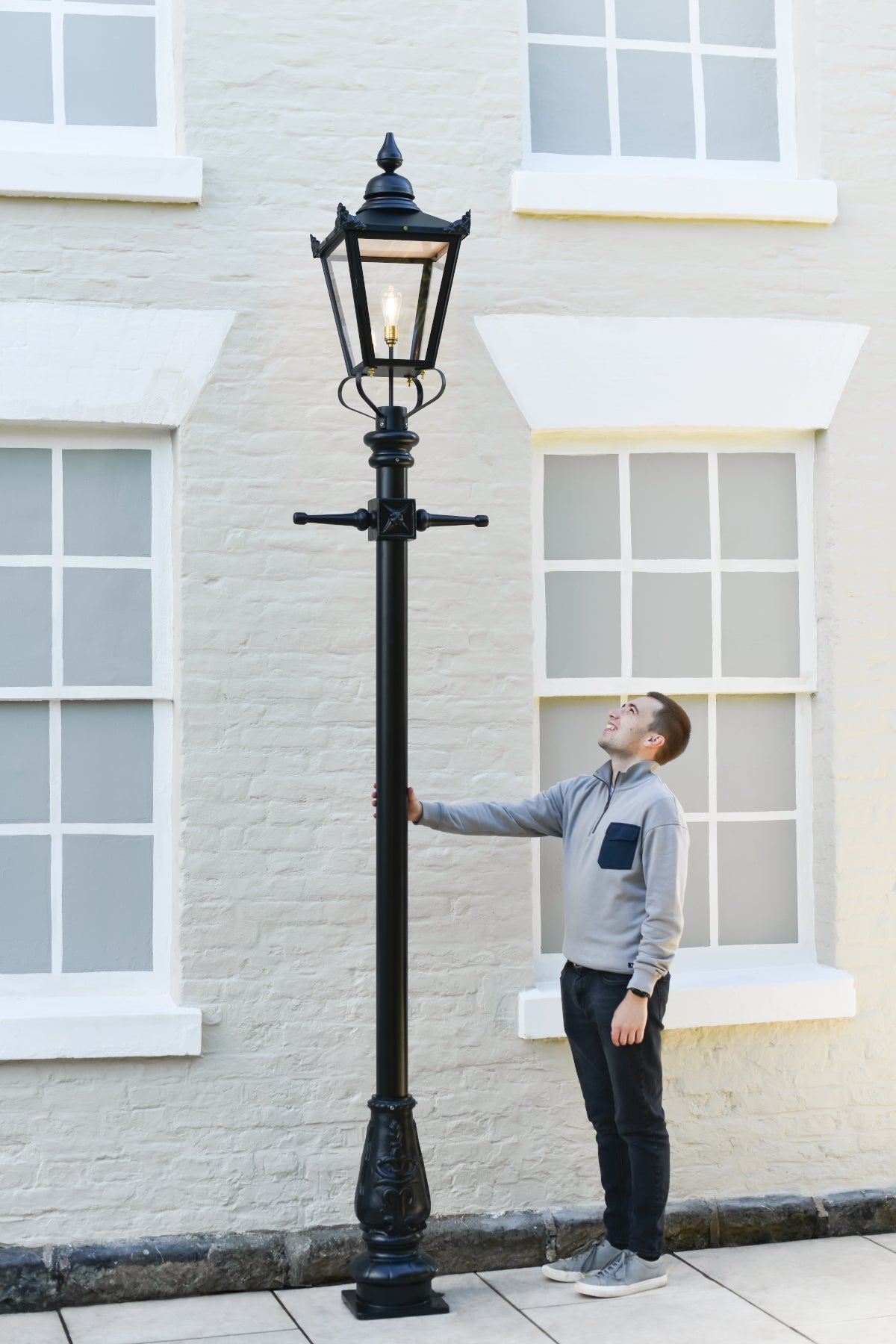 Life size scale of the 'The Hannington' Victorian Lamp Post - 3.25m