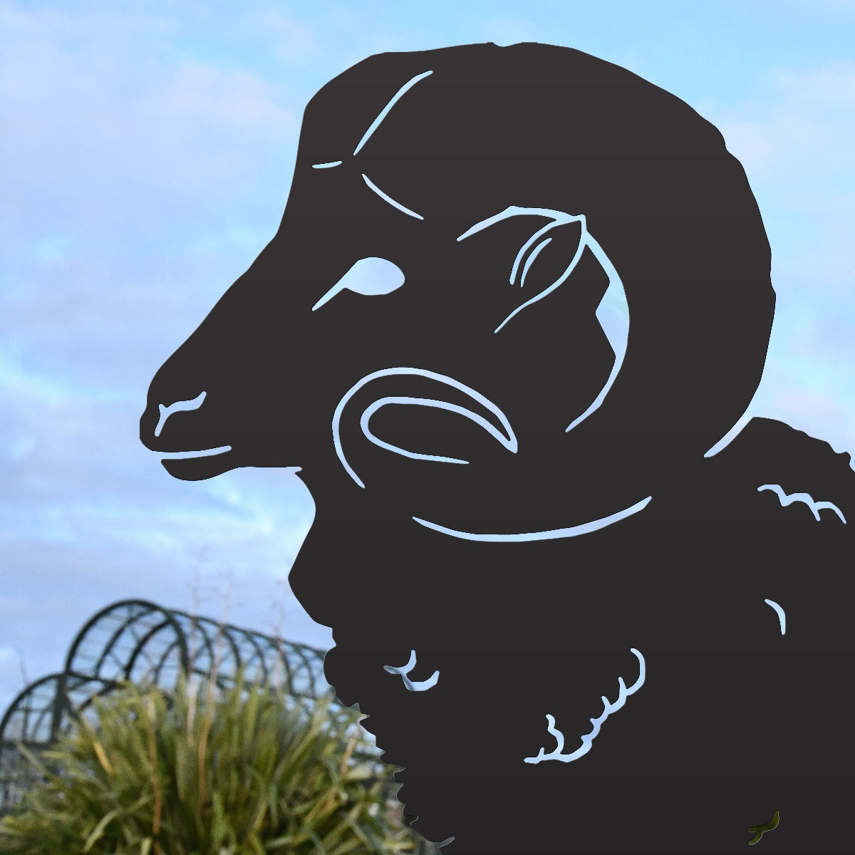Ram Garden Sheet Steel Silhouette In Black