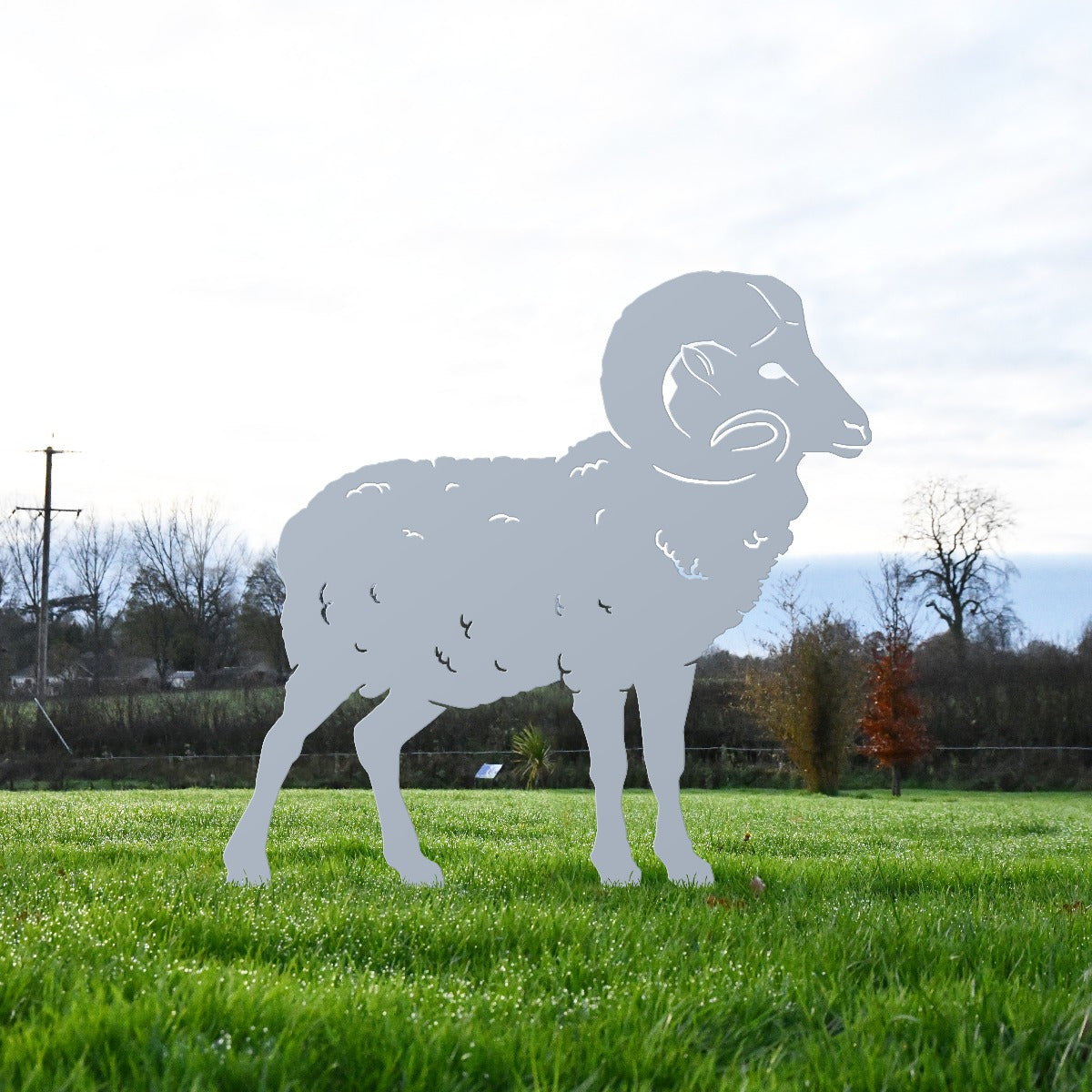 Ram Garden Sheet Steel Silhouette In Silver