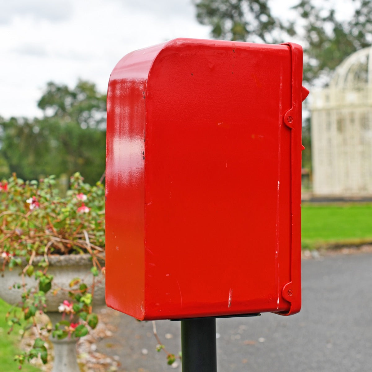 Curved back on Red Elizabeth Regina Post Box 