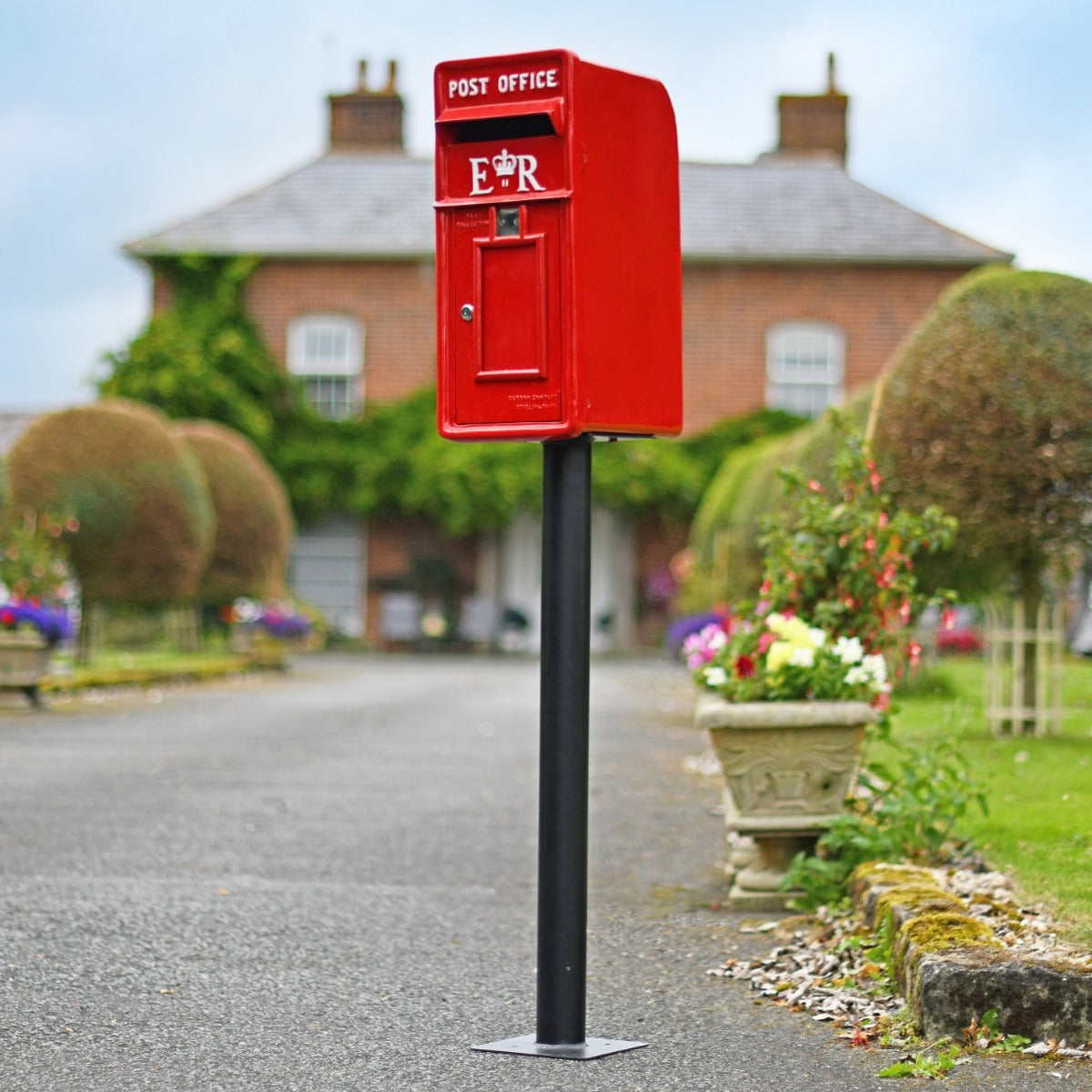 Elizabeth Regina Post Box Red 