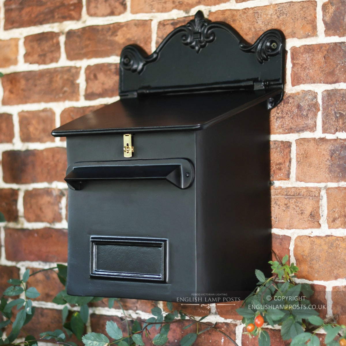 Black 'Cambourne' Secure Parcel Box
