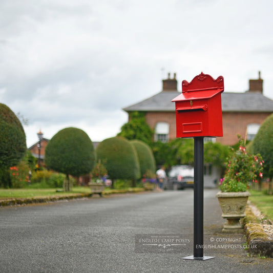 Red Cambourne Secure Parcel Box On Stand