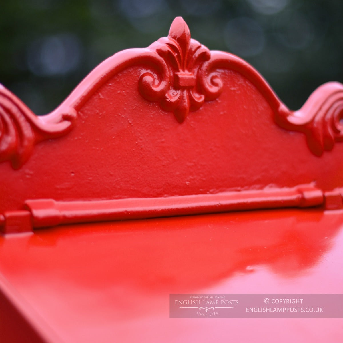 Red Cambourne Secure Parcel Box On Stand