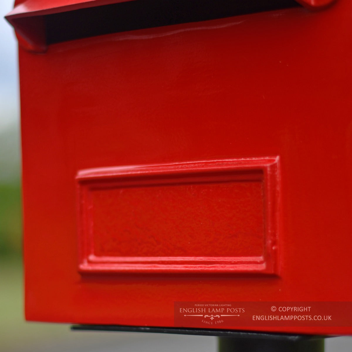 Red Cambourne Secure Parcel Box On Stand