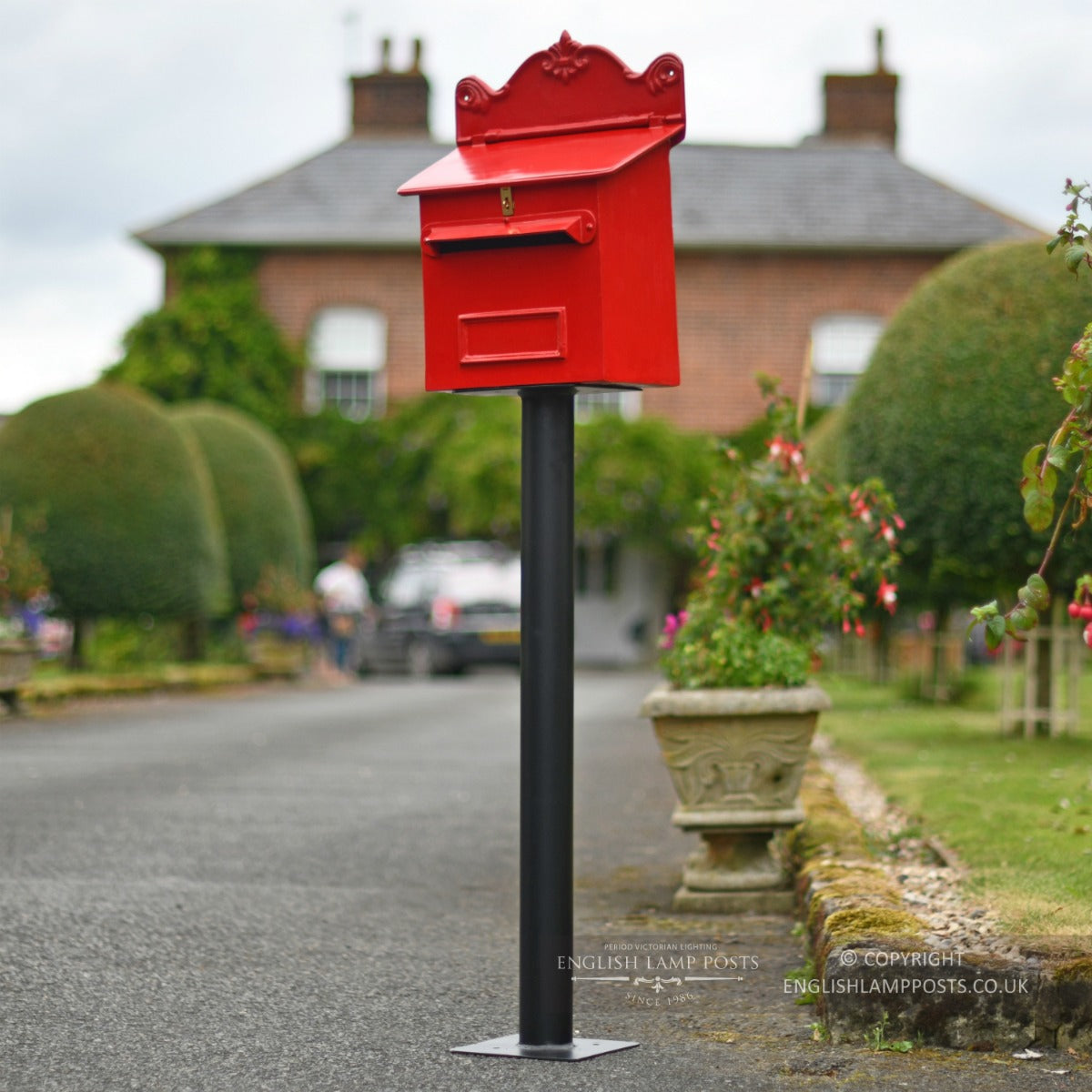Red Cambourne Secure Parcel Box On Stand
