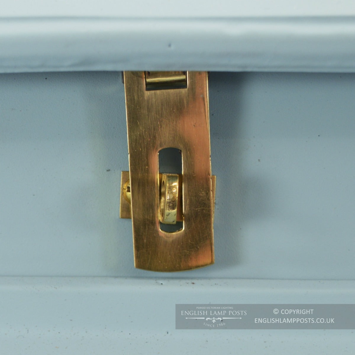 Brass lockable hatch 