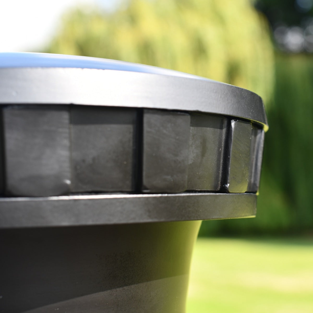  Post Office and Crown detailing on GR Pillar Post Box 