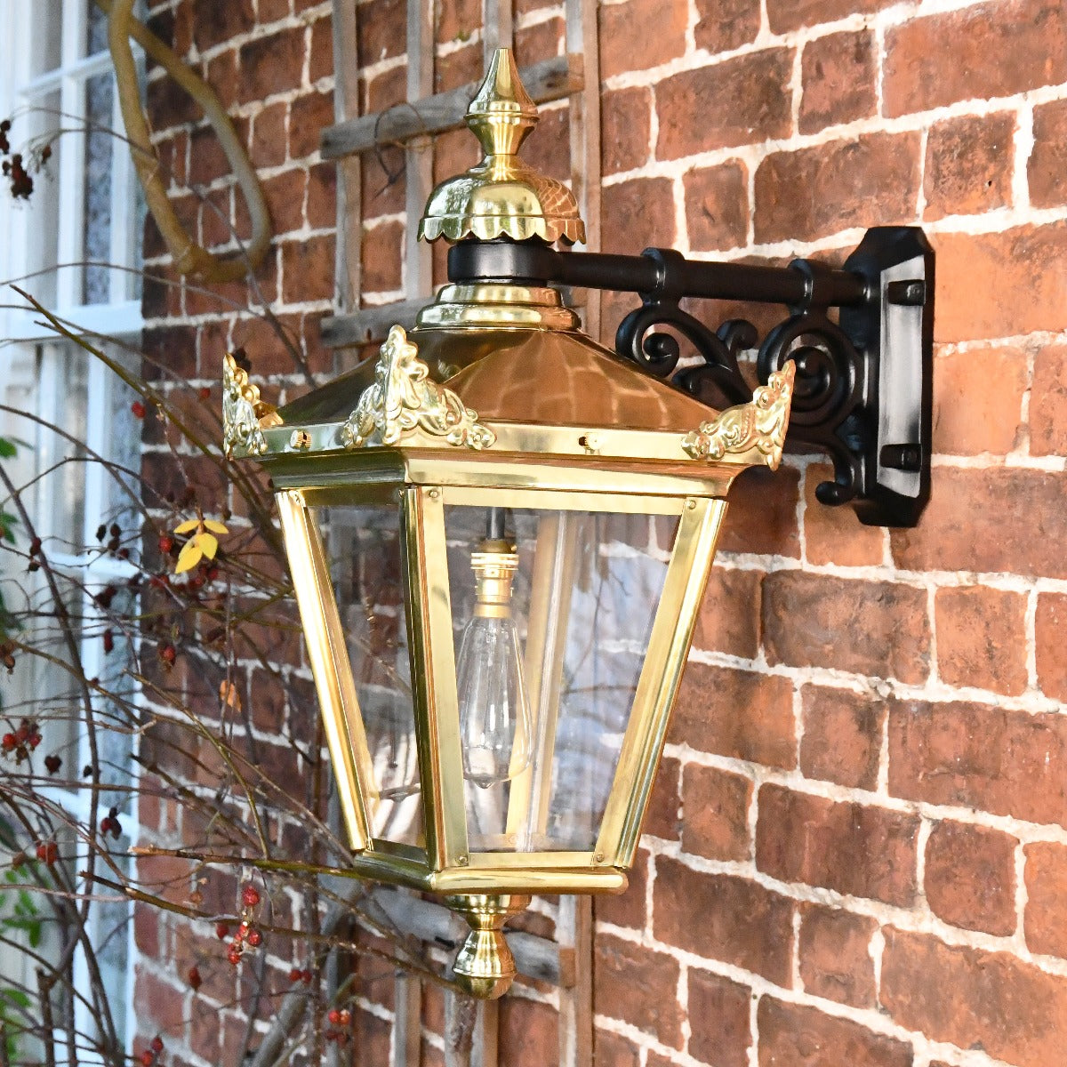 Highly Polished Brass Victorian Wall Lantern