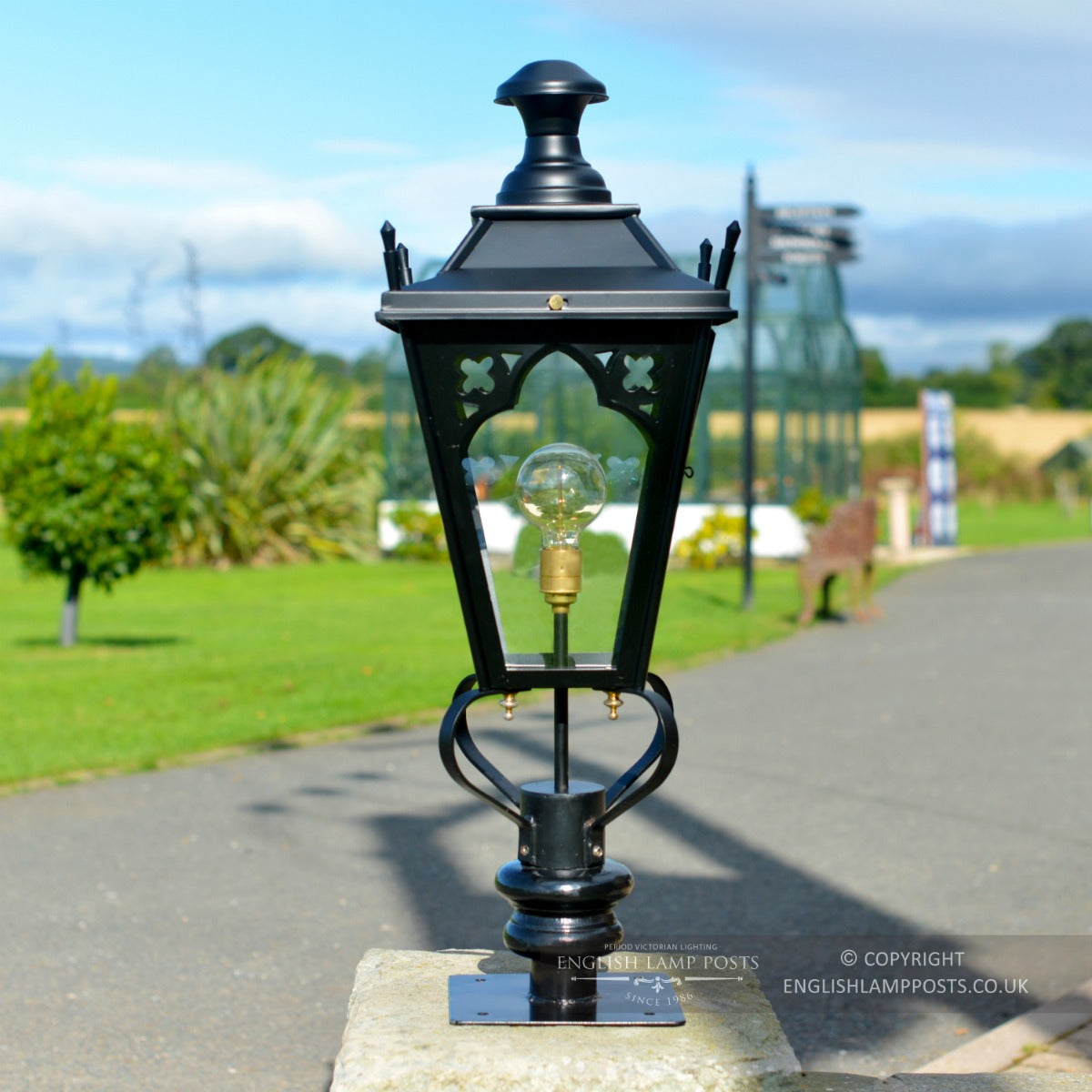 BLACK CANTERBURY ENTRANCE PILLAR LIGHT - 81CM