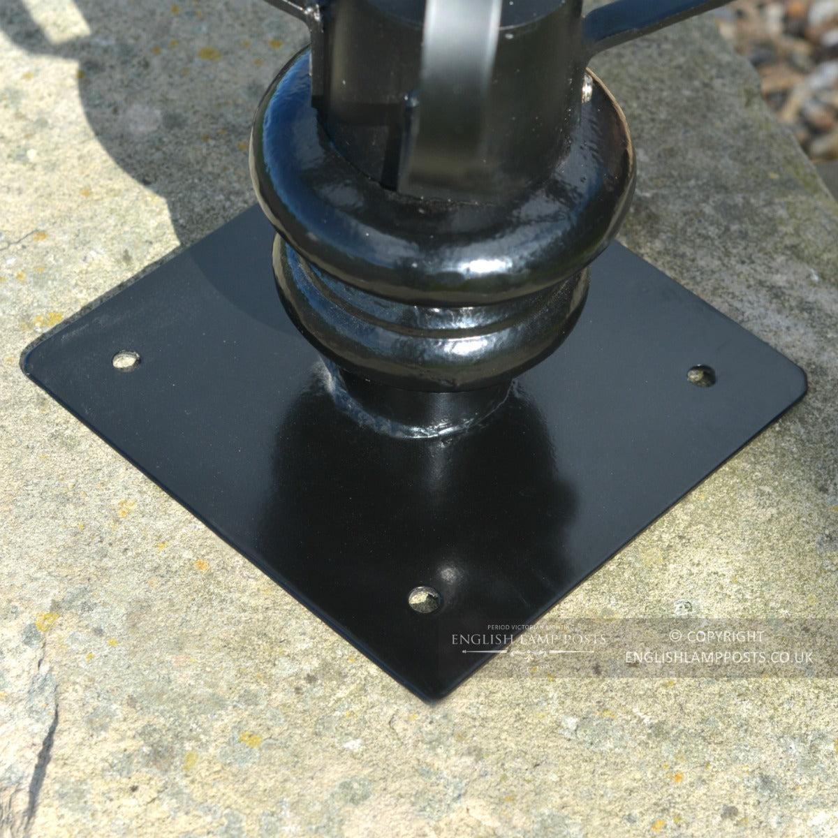 BLACK CANTERBURY ENTRANCE PILLAR LIGHT - 81CM