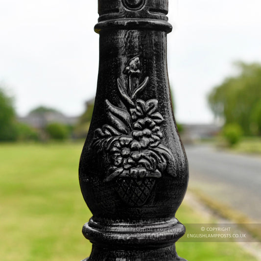 3.1m Antique Black Deluxe Victorian Cast Iron Lamp Post