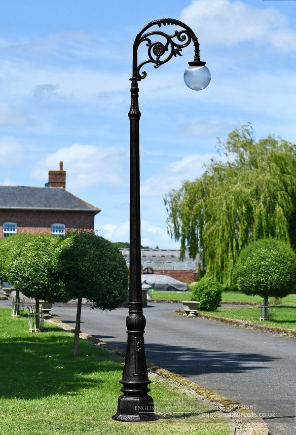 3.1m Antique Black Traditional Globe Cast Iron Lamp Post