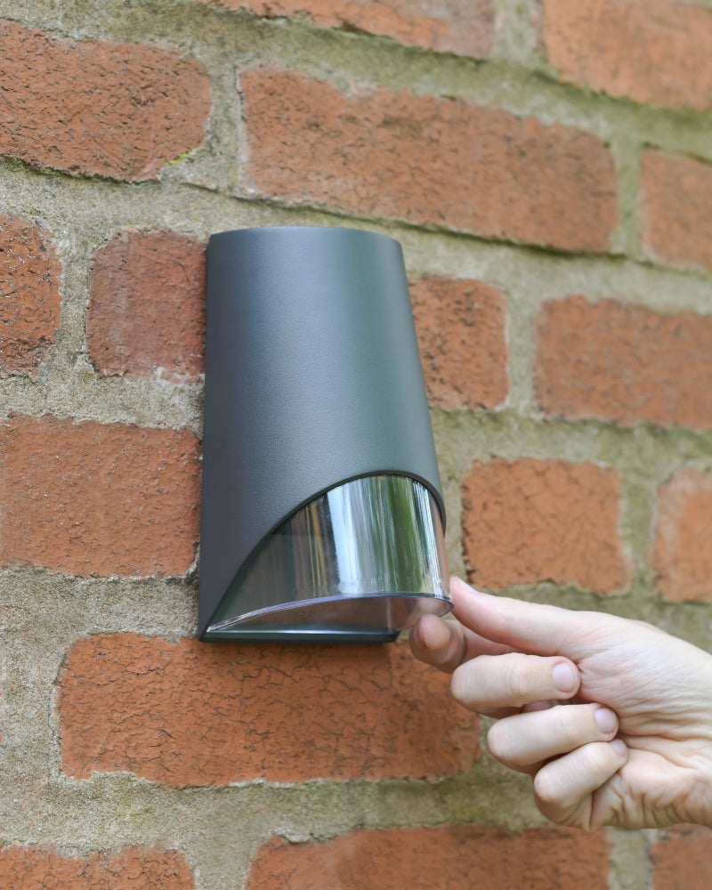 Life size scale of the 'Locko' wall light