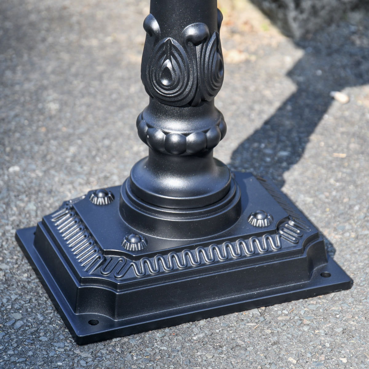 Matt Black 'Huntley' Freestanding Post Box base