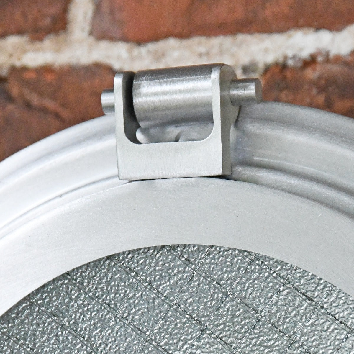 Matte Silver Modern Bulk Head Style Wall Light