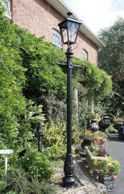 Gothic Lamp Post Black 2.7m - thumbnail