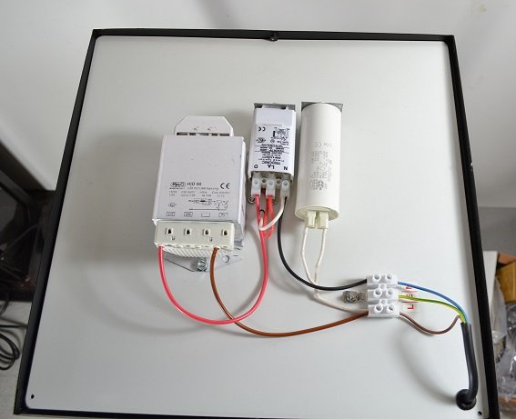 Metal Halide Gear Tray and Igniter