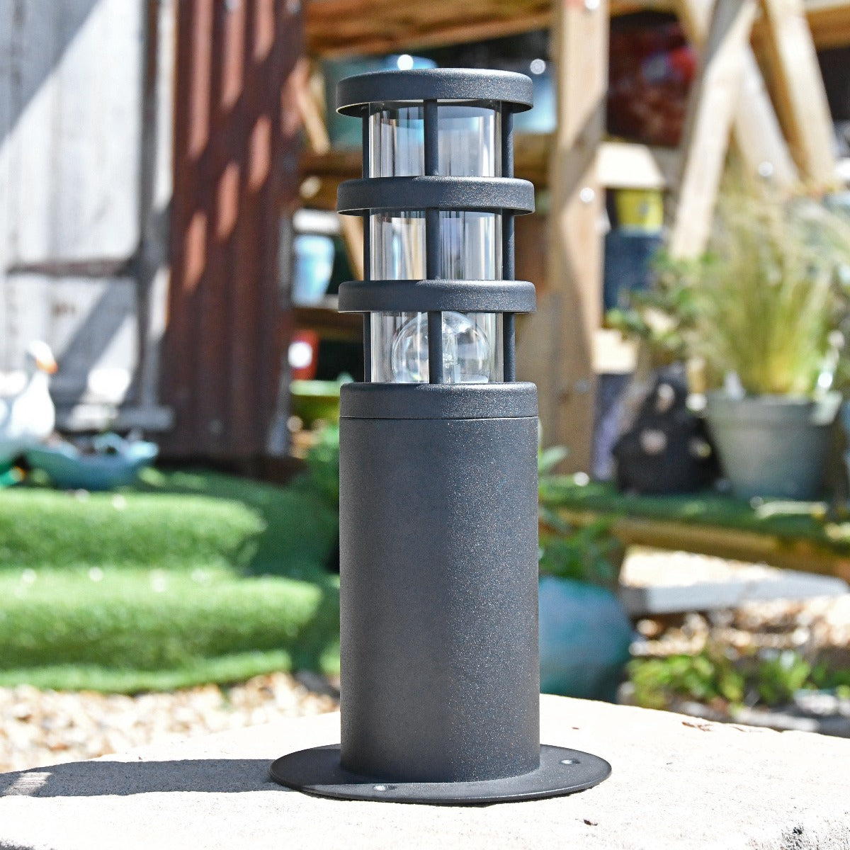 Modern Black Stainless Steel Pillar Light
