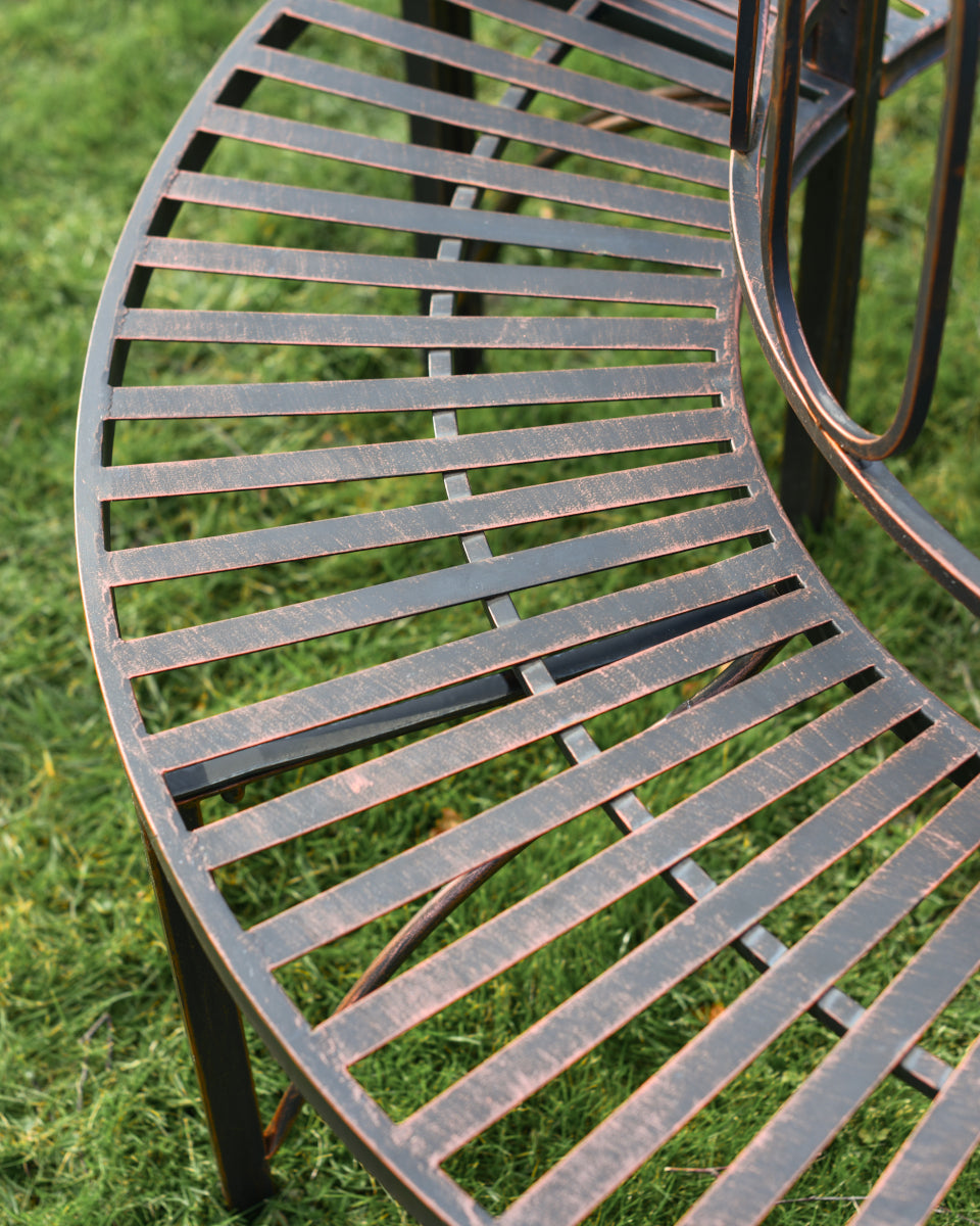 View of the aluminium seating plate