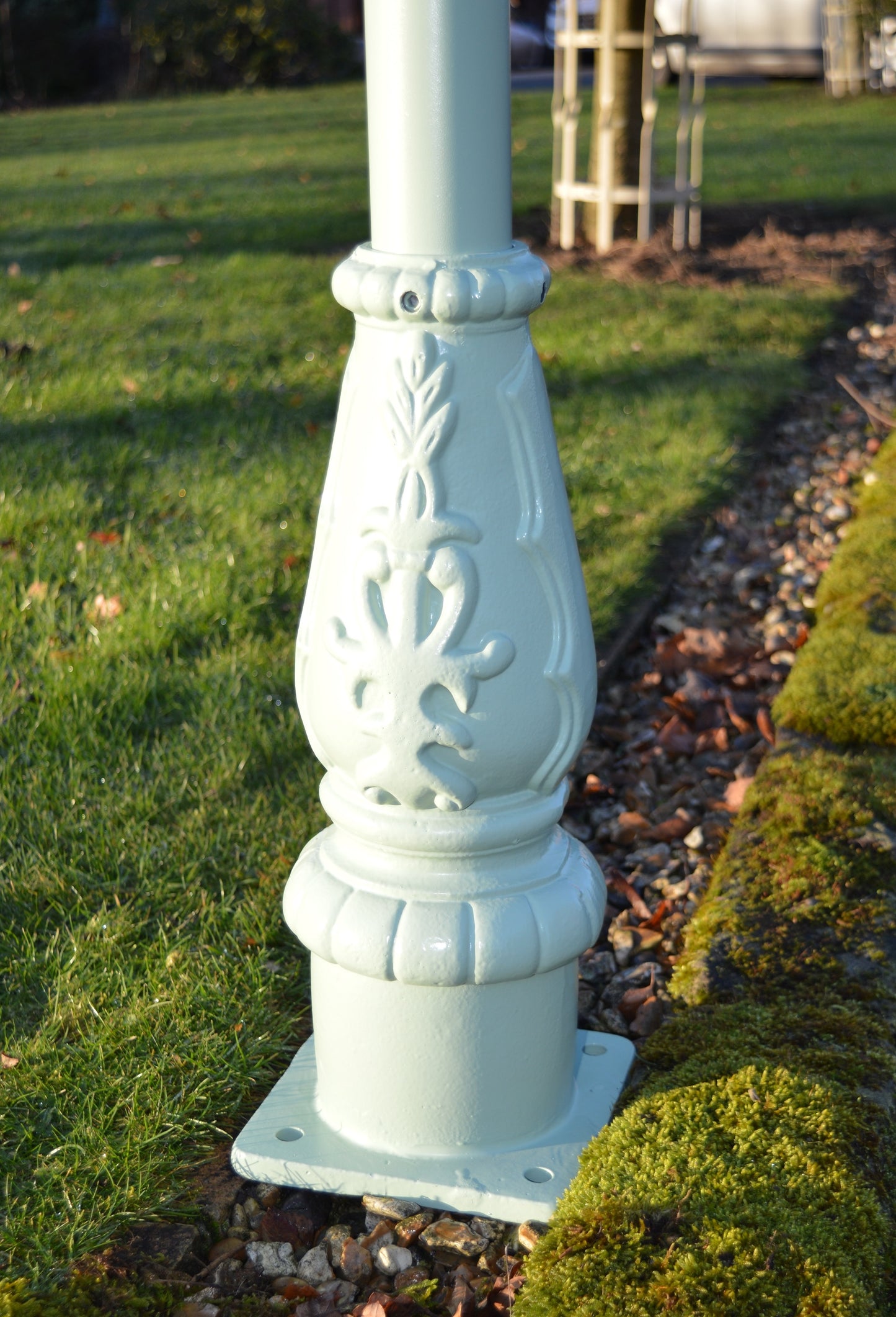 Pale Green Victorian Garden Lamp Post 2.3m