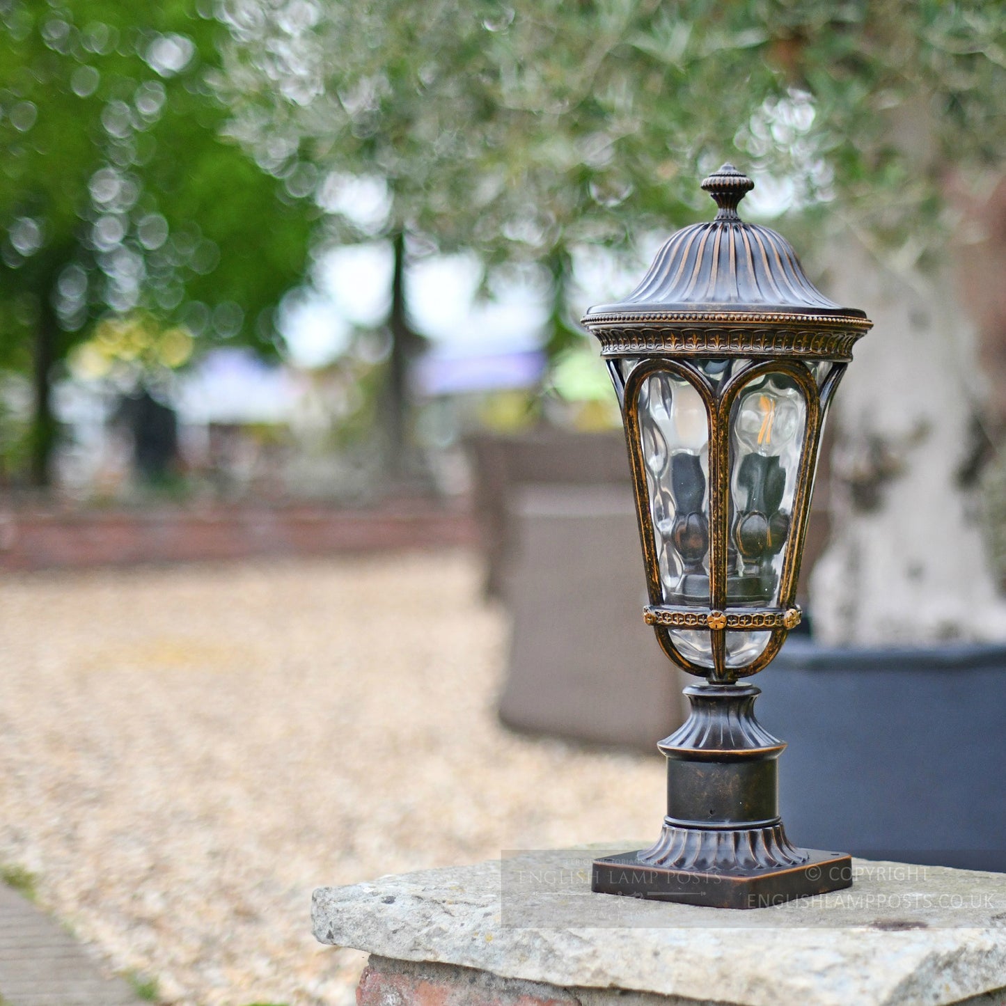 Slim Line Traditional Pillar Post Light