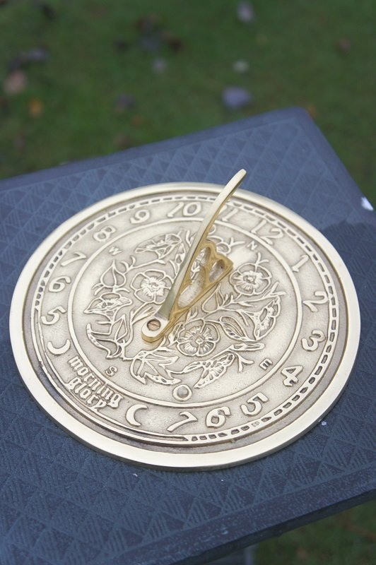 Sun and Flowers Sundial