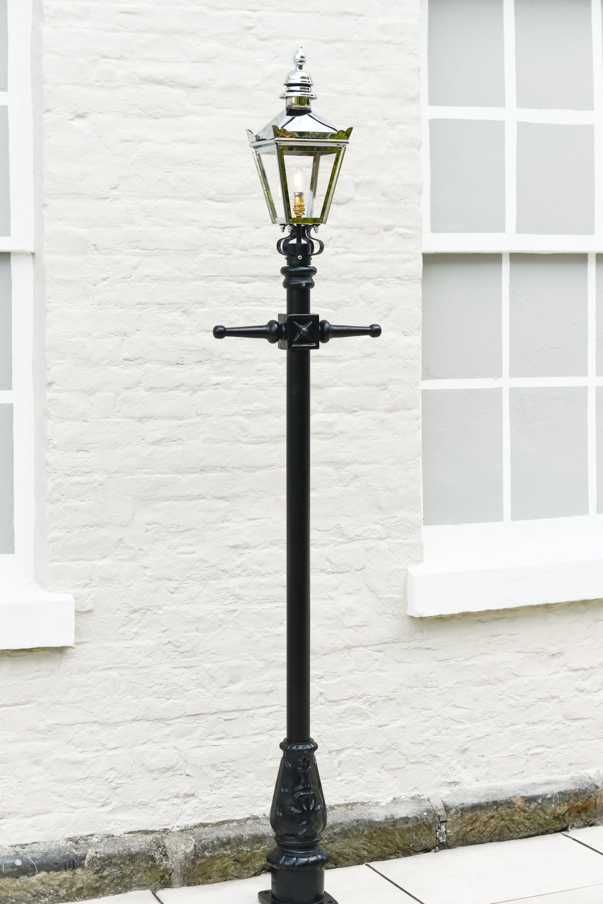 The chrome 'Kensington' Lamp Post