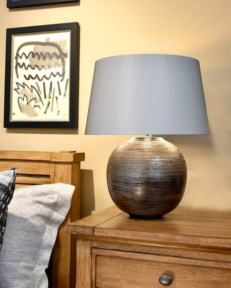 The 'Pownall' table lamp in situ