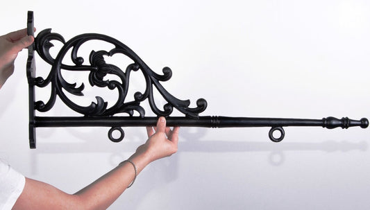 pub hanging sign bracket