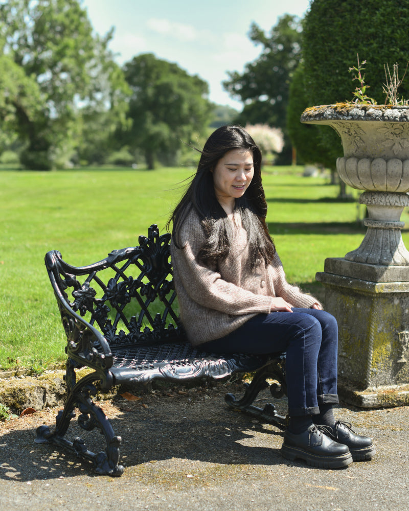 Life size scale of the black 'Pynes' bench