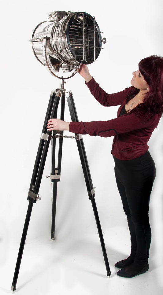 Restaurant lounge spot light