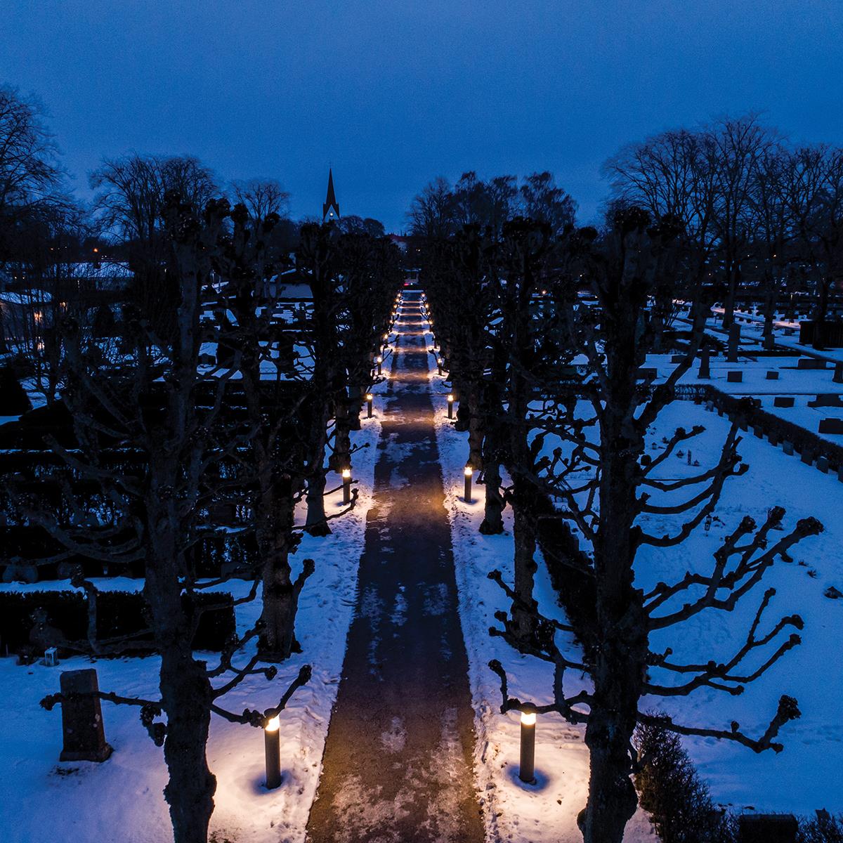 The 'Rogaland' pillar light in situ
