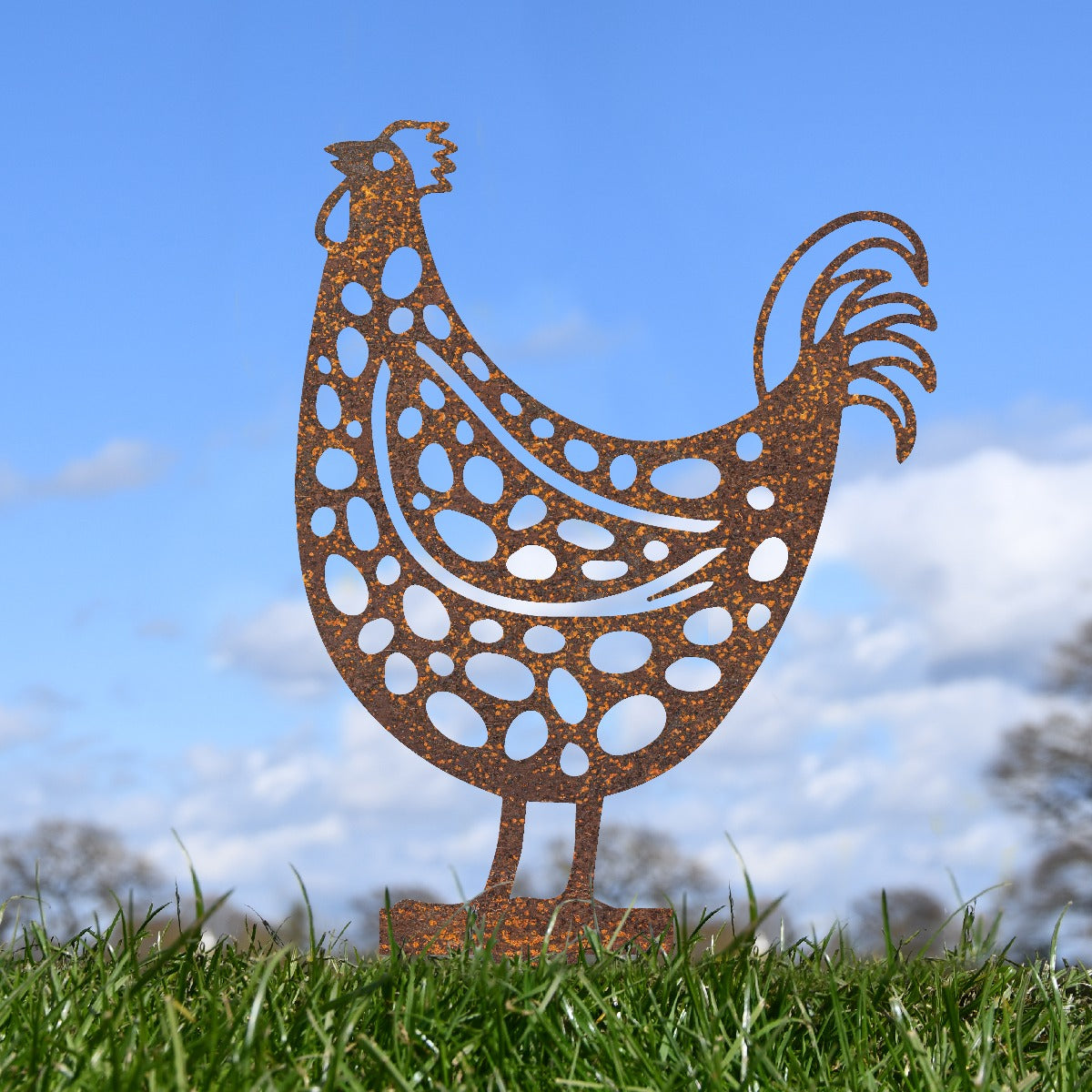 Patterned Rooster Garden Sheet Steel Spike Sculpture In Rustic